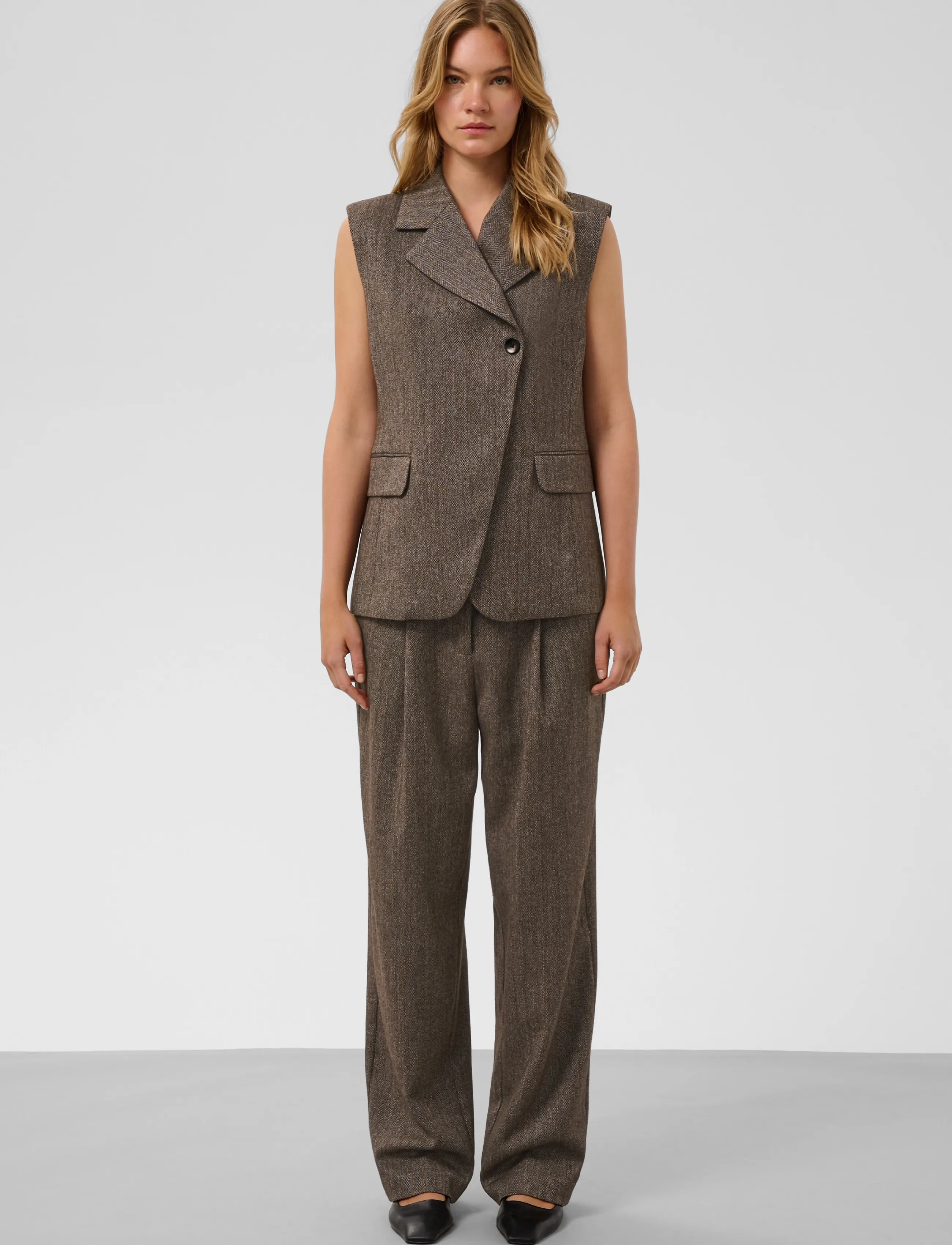 Soaked - SLKango Waistcoat - forårsjakker - ganache herringbone - 3