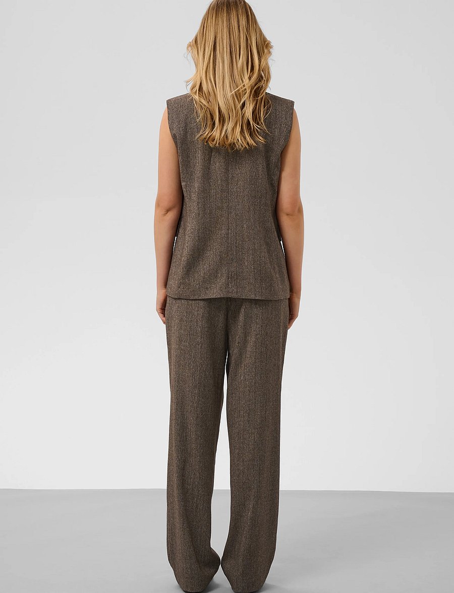 Soaked - SLKango Waistcoat - spring jackets - ganache herringbone - 4