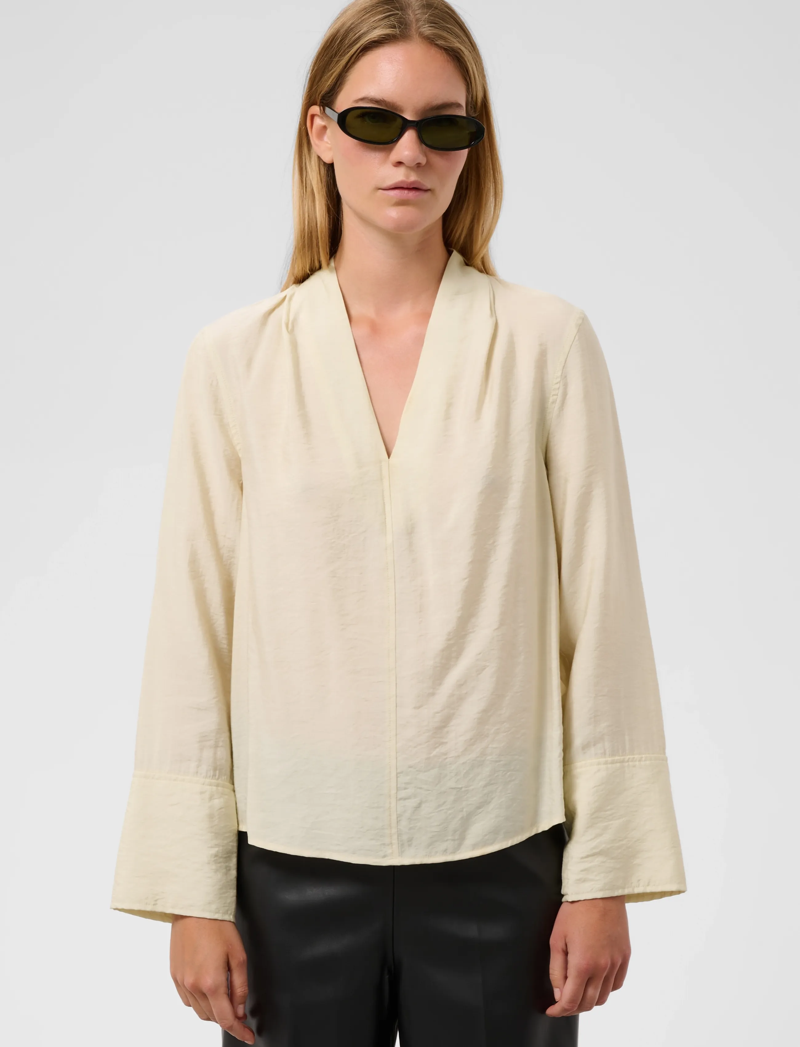 Soaked SLLeodora Merapi V-neck Blouse - Soaked in Luxury - PISTACHIO SHELL / green