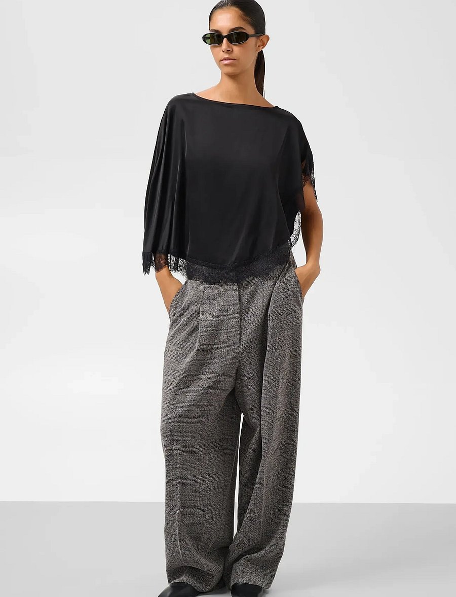Soaked - SLCinna Lace Cape - speciella tillfällen - black - 4