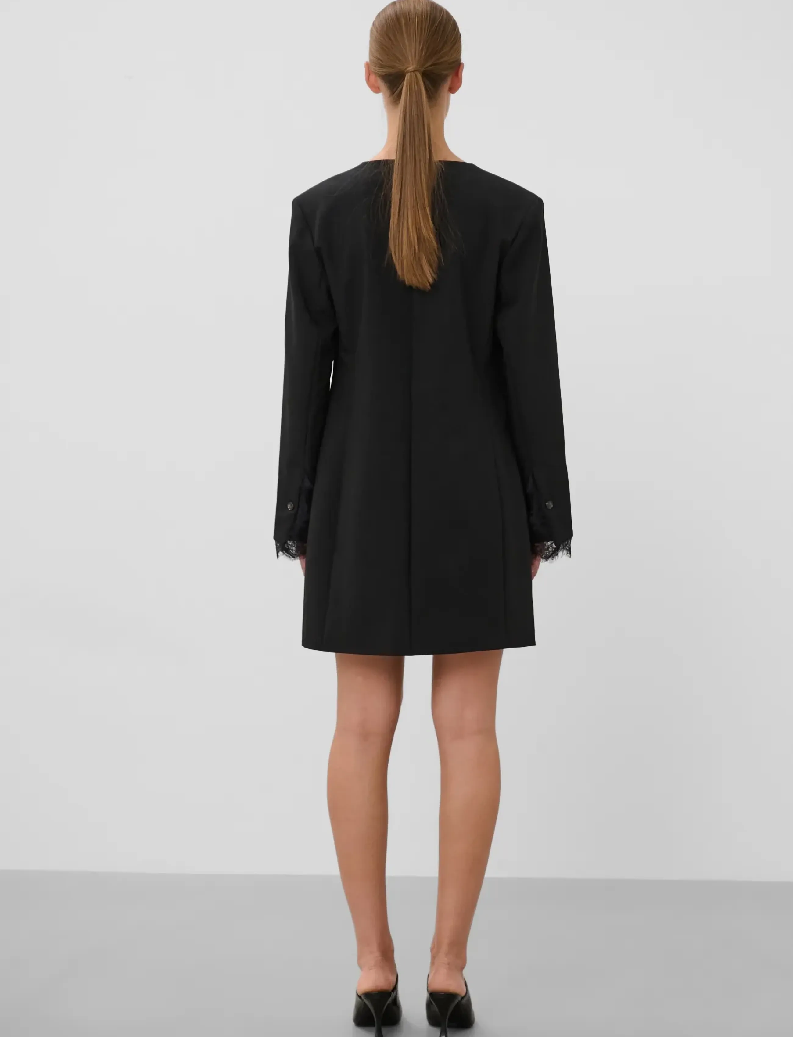 Soaked - SLCorinne Suting Dress - korta klänningar - black - 4