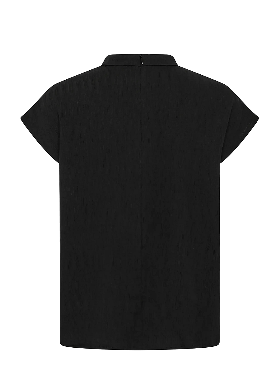 Soaked - SLCevilla Highneck Blouse - short-sleeved blouses - black - 2