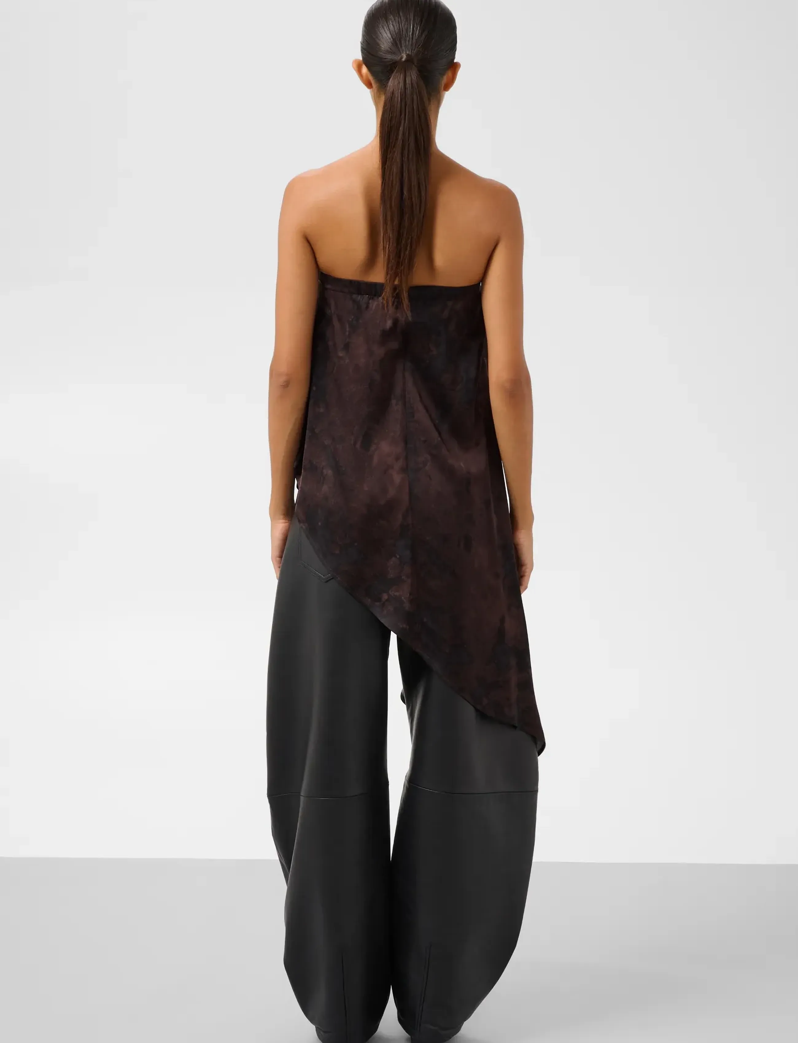 Soaked - SLCinna Asymetric Top - short-sleeved blouses - brown shadows - 4