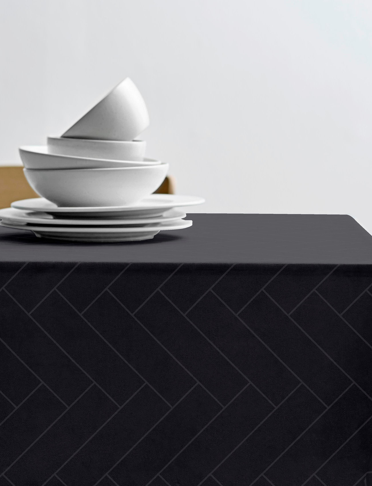 Södahl - Dug 140x370 Tiles Damask Ash - duge & bordløbere - ash - 0