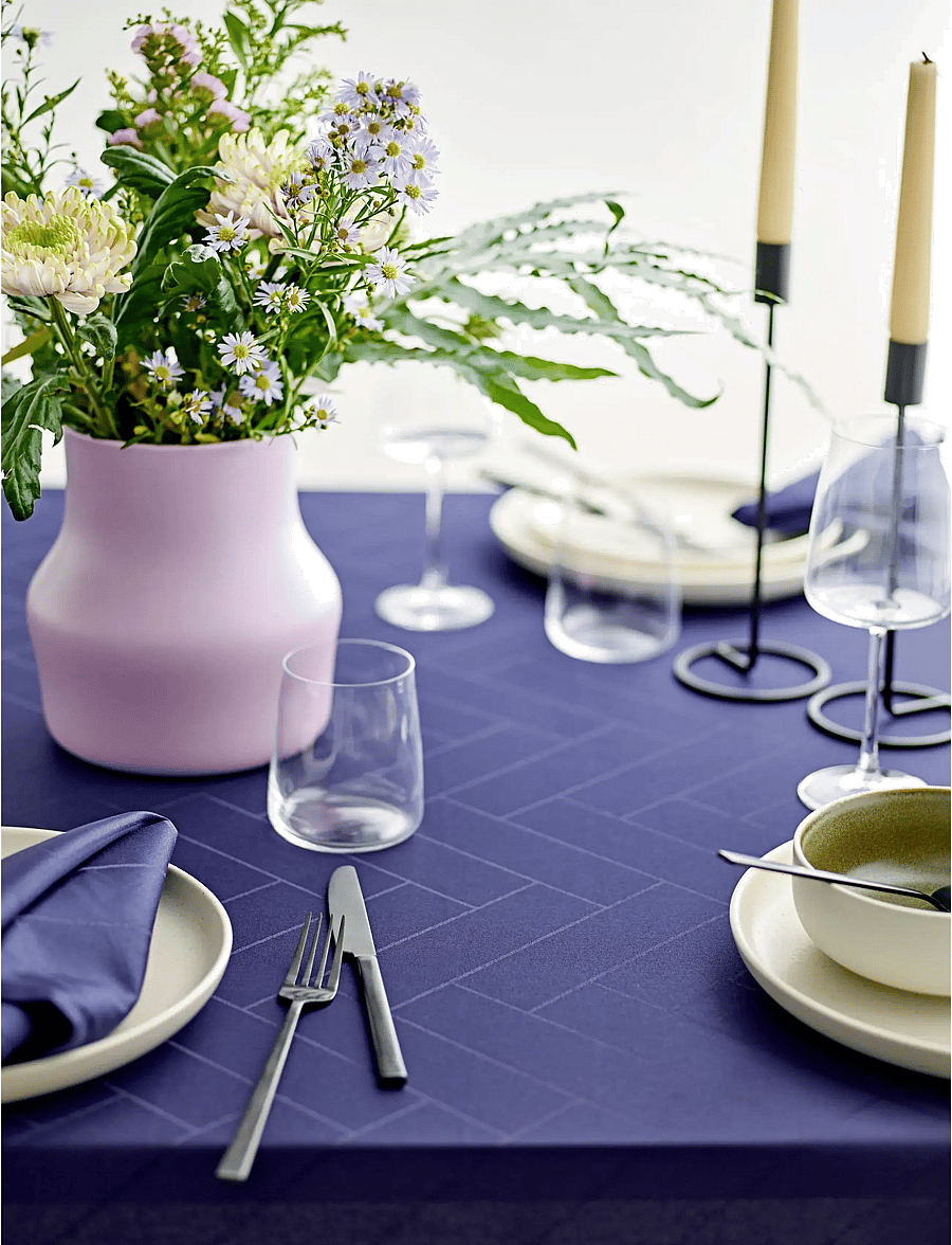 Södahl - Tablecloth 140x370 Tiles Damask Indigo - laudlinad - indigo - 2
