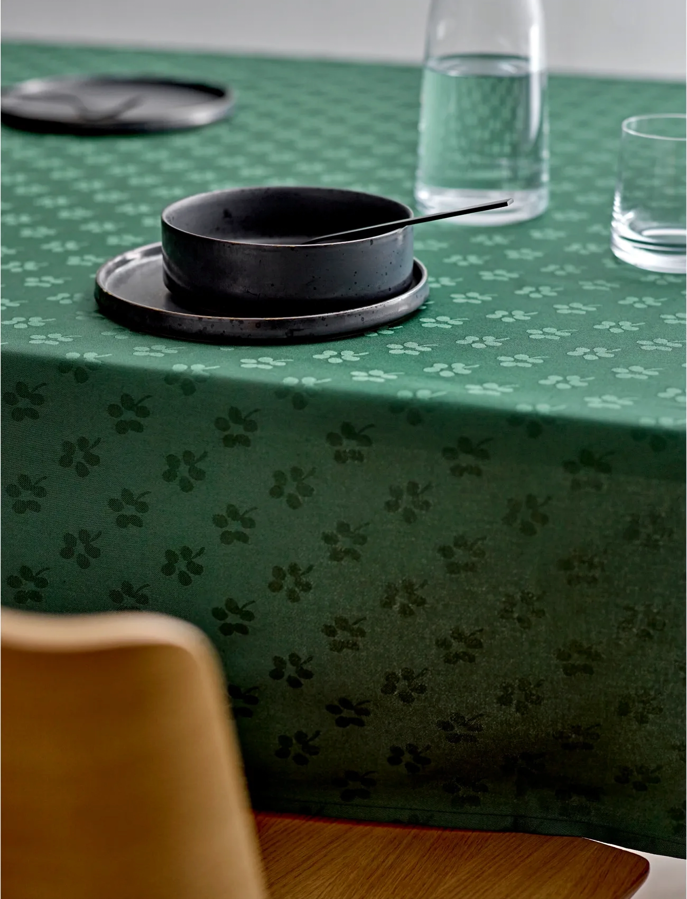 Södahl - Tablecloth dia160 Forget-me-not Damask Green - galdauti un galda celiņi - royal blue - 3