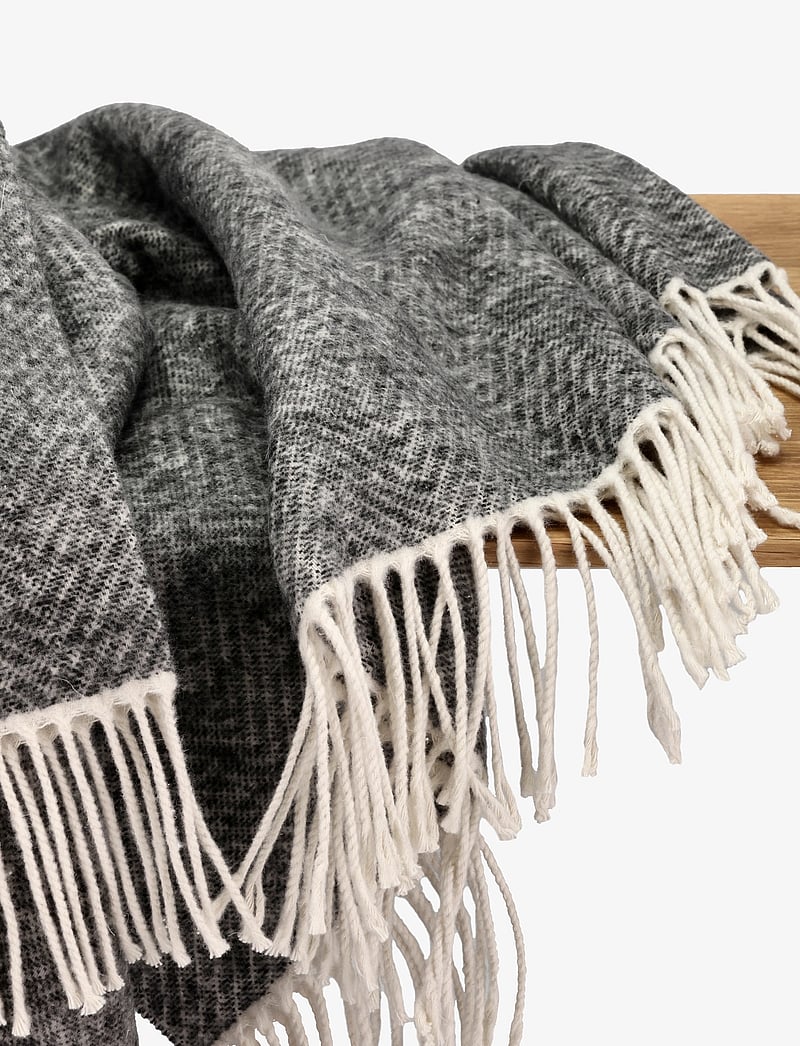 Södahl - Throw 130x170 Stillness Ash - decken - ash - 5