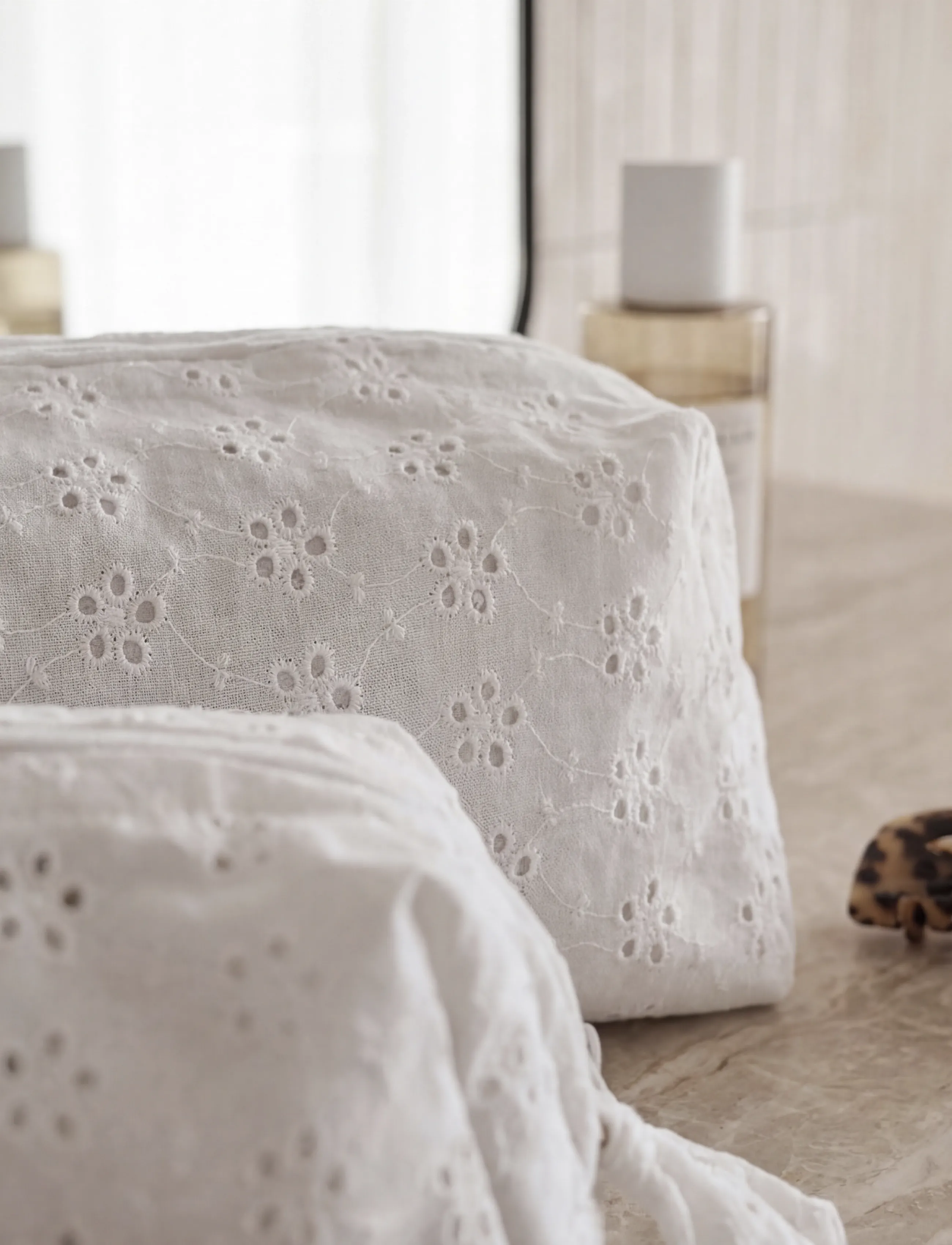 Södahl - Toilettaske Weekend Stories – Suite One White - toilettasker - white - 3