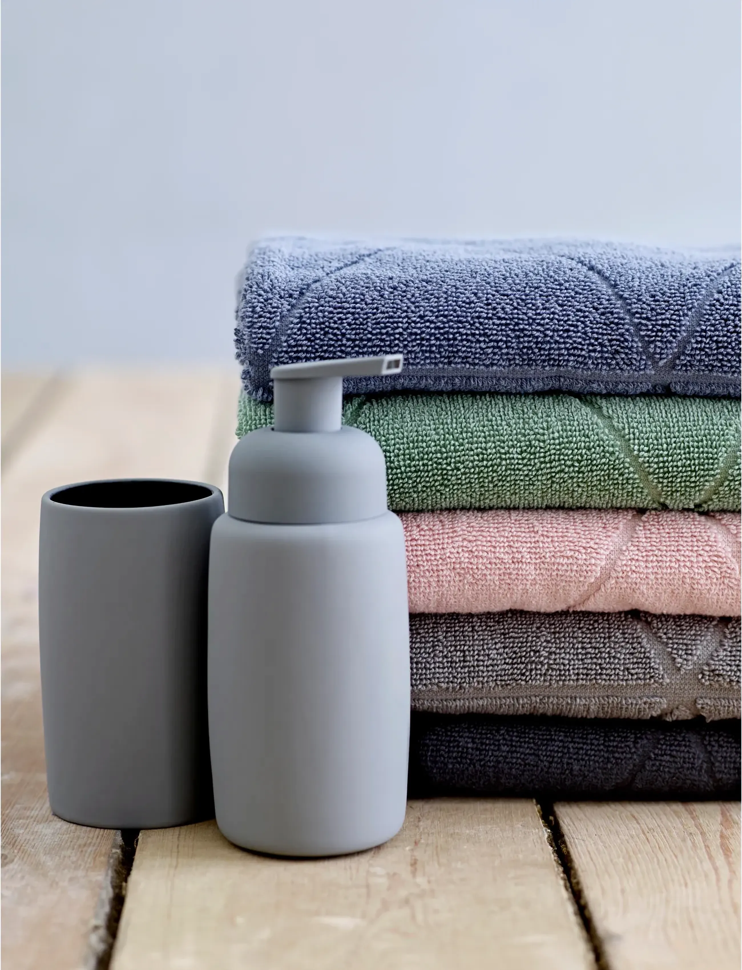 Södahl - Toothbrush holder Mono - tandenborstelhouder - grey rubber - 3