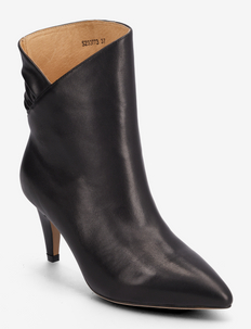 Boot Leather, Sofie Schnoor