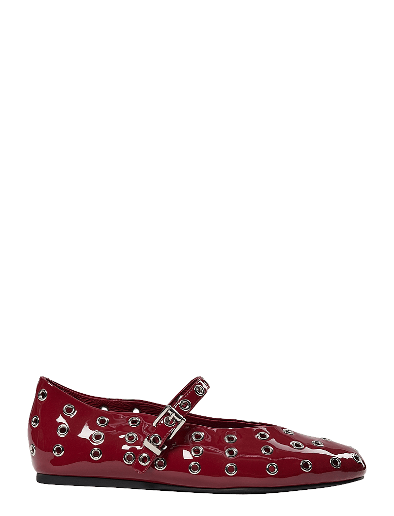 Sofie Schnoor - LARASW BALLERINA - særlige begivenheder - red - 1