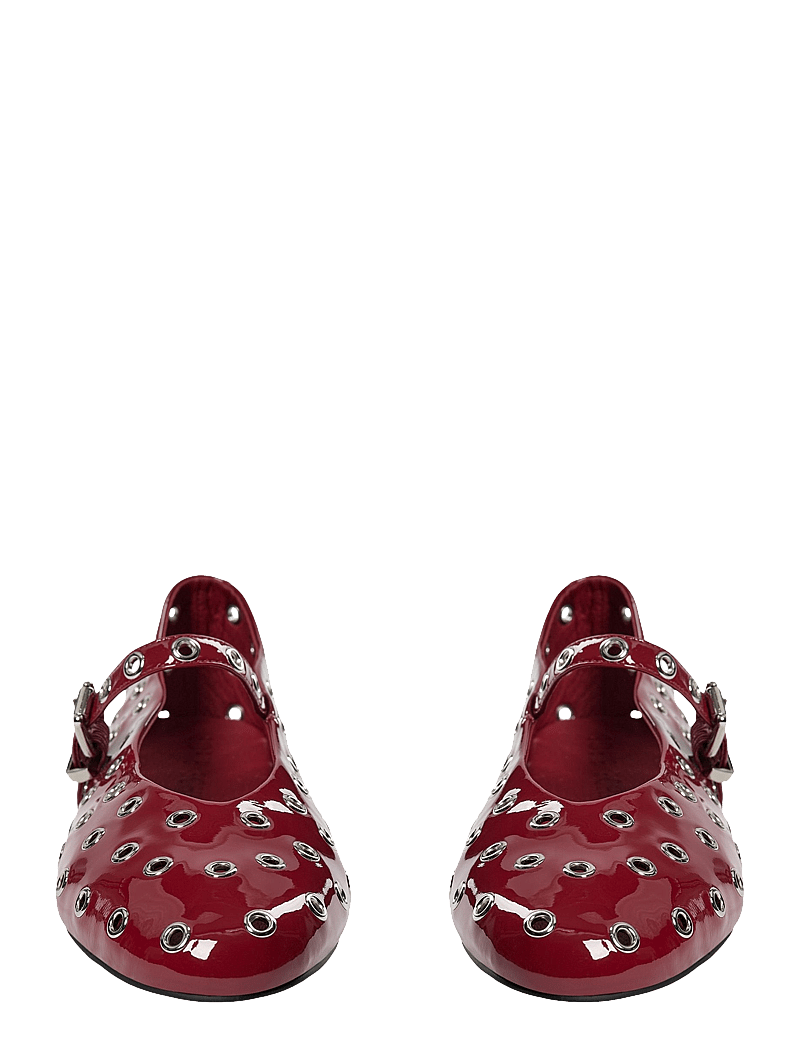 Sofie Schnoor - LARASW BALLERINA - særlige begivenheder - red - 3