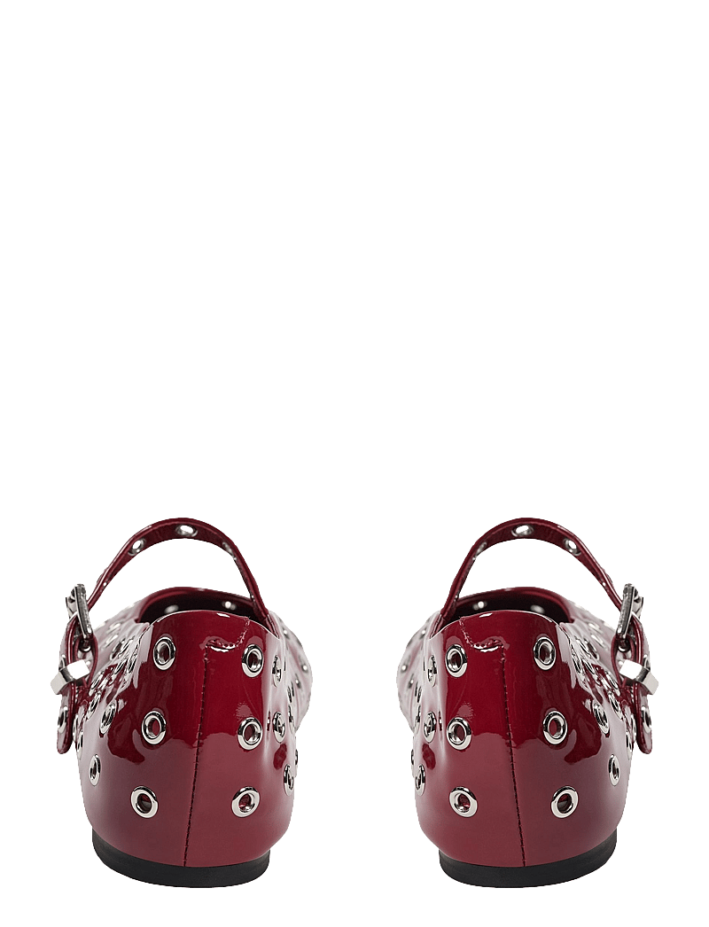 Sofie Schnoor - LARASW BALLERINA - særlige begivenheder - red - 4