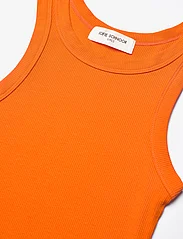 Sofie Schnoor Young - Top - mouwloze t-shirts - orange - 2