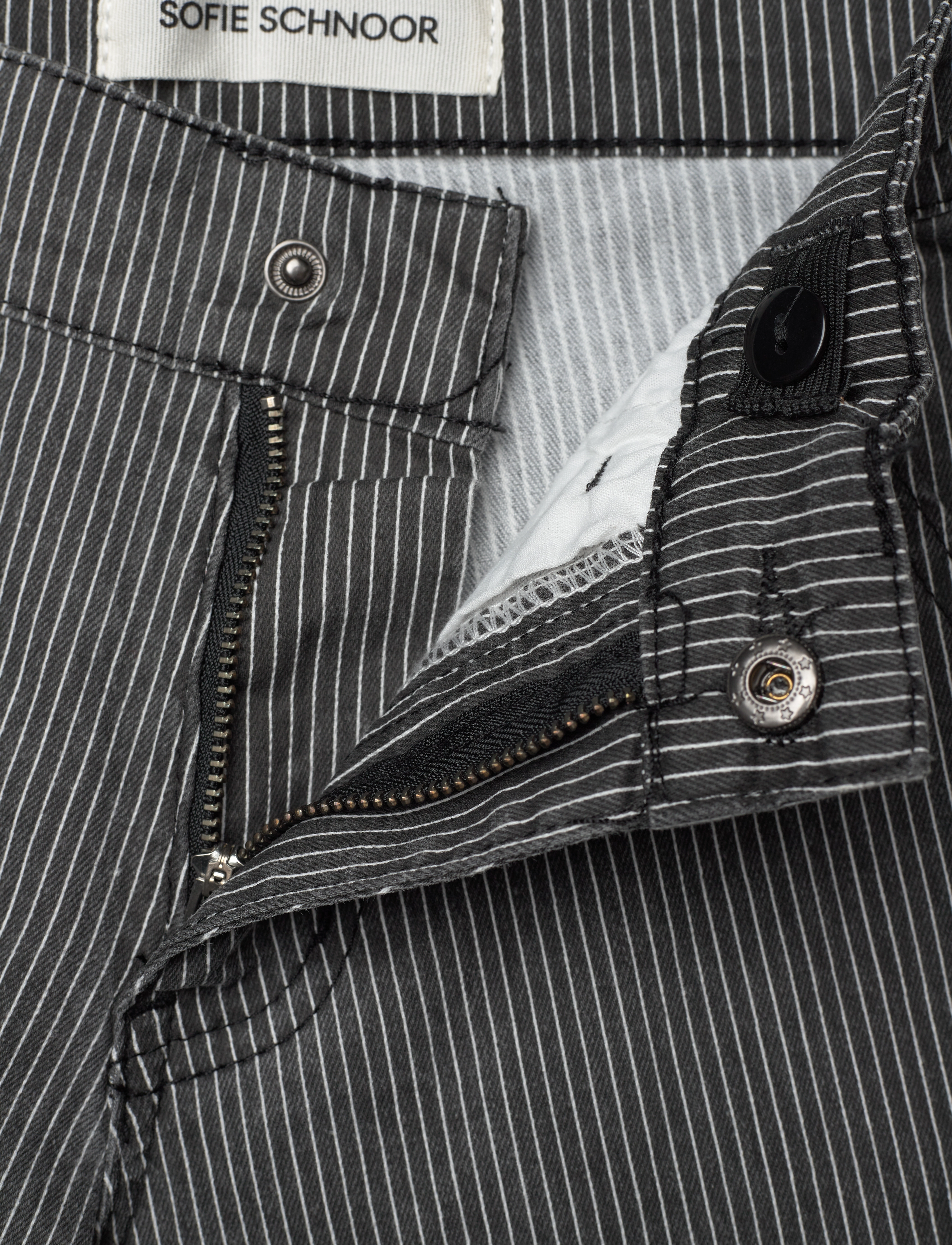 Sofie Schnoor Young - GITTESY TROUSERS - brede jeans - black thin stripe - 3