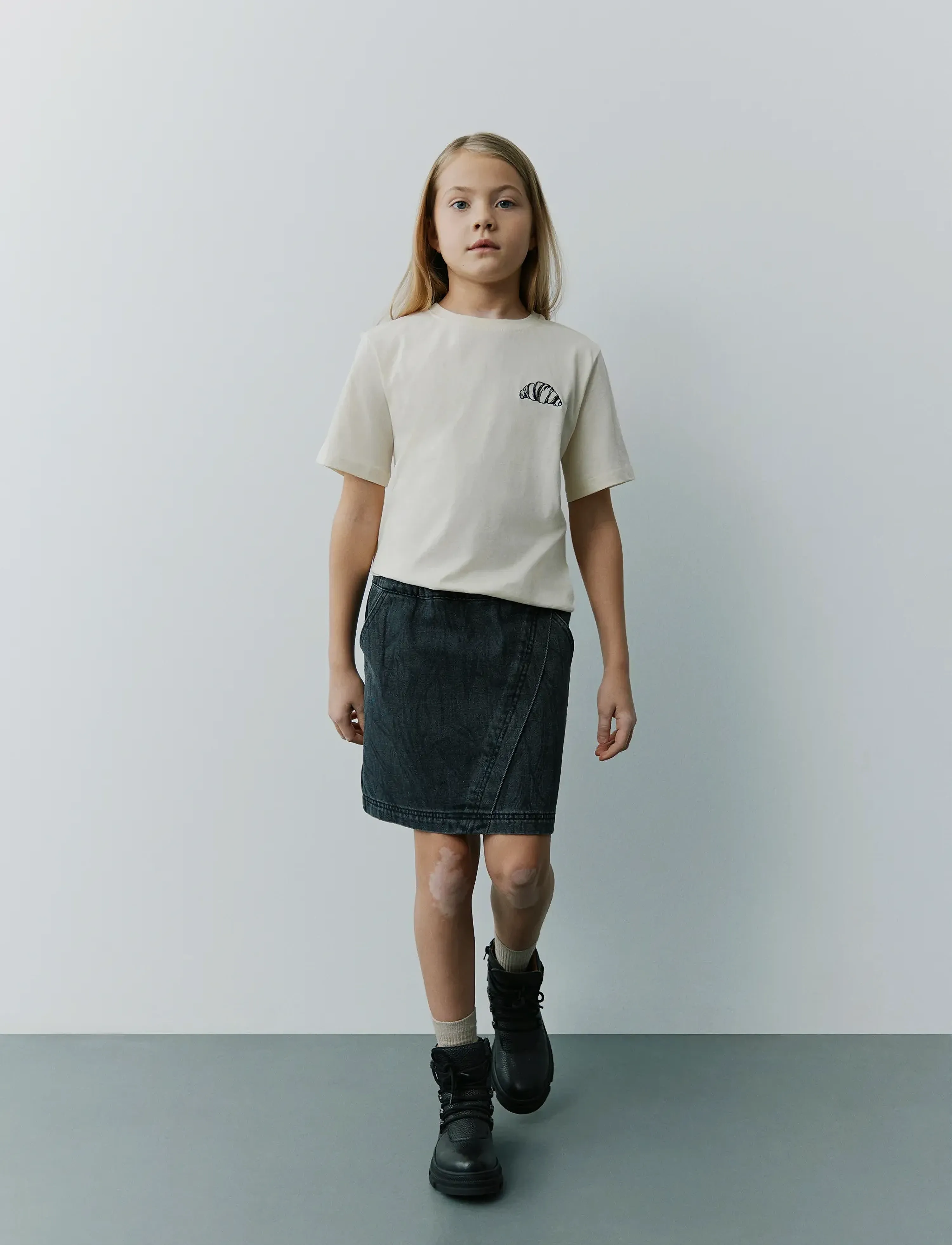 Sofie Schnoor Young - ZENASY T-SHIRT - light sand - 3