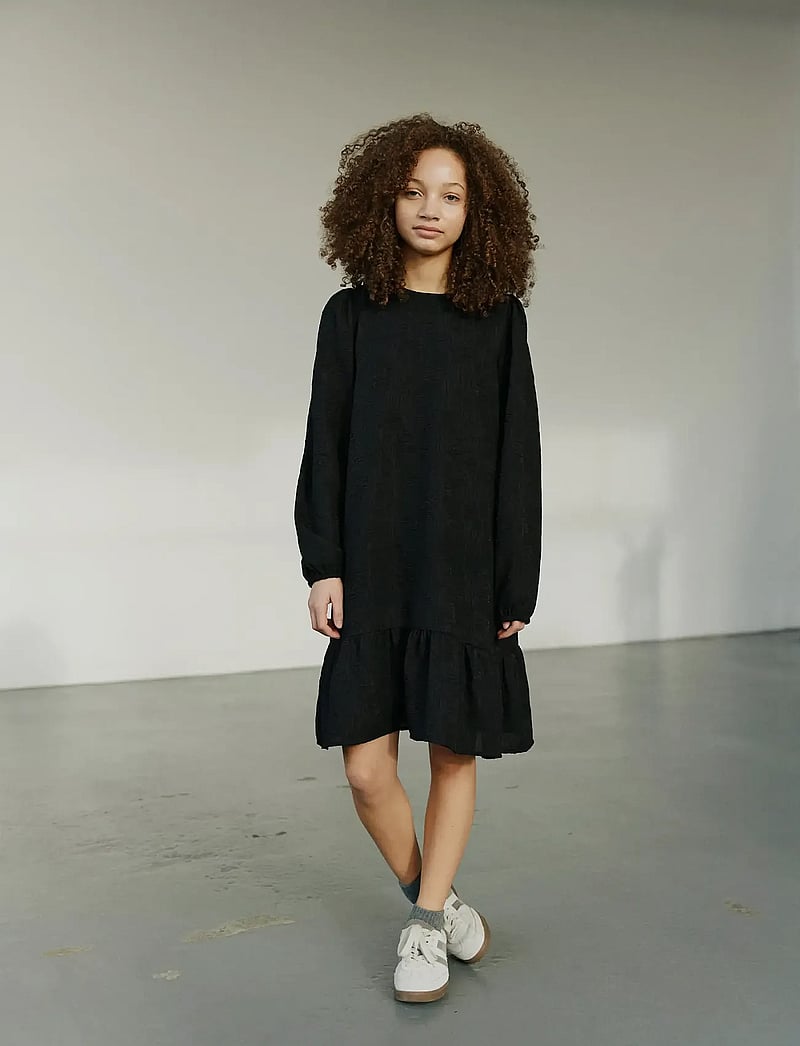 Sofie Schnoor Young - LALASY DRESS - langærmede hverdagskjoler - black - 0