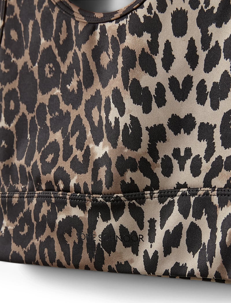 Sofie Schnoor Young - KARASY TOP - sportstoppe - leopard - 2