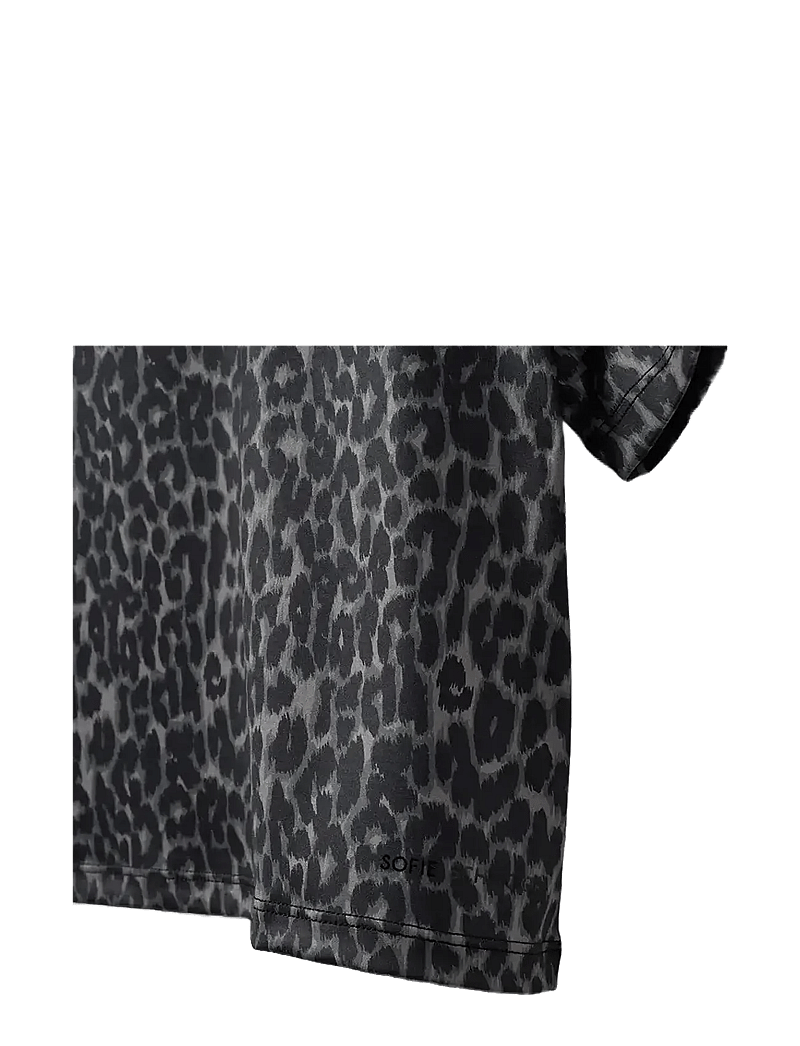 Sofie Schnoor Young - MAISY T-SHIRT - kortærmede t-shirts - grey leopard - 2