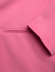 Sofie Schnoor - Blazer - festtøj til outletpriser - bright pink - 3