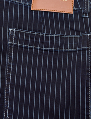 Sofie Schnoor - Trousers - jogginghosen - dark blue striped - 4
