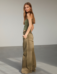 Sofie Schnoor - Trousers - „chino“ stiliaus kelnės - army green - 3
