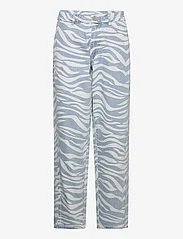 Sofie Schnoor - Trousers - jeans met wijde pijpen - light denim blue - 0