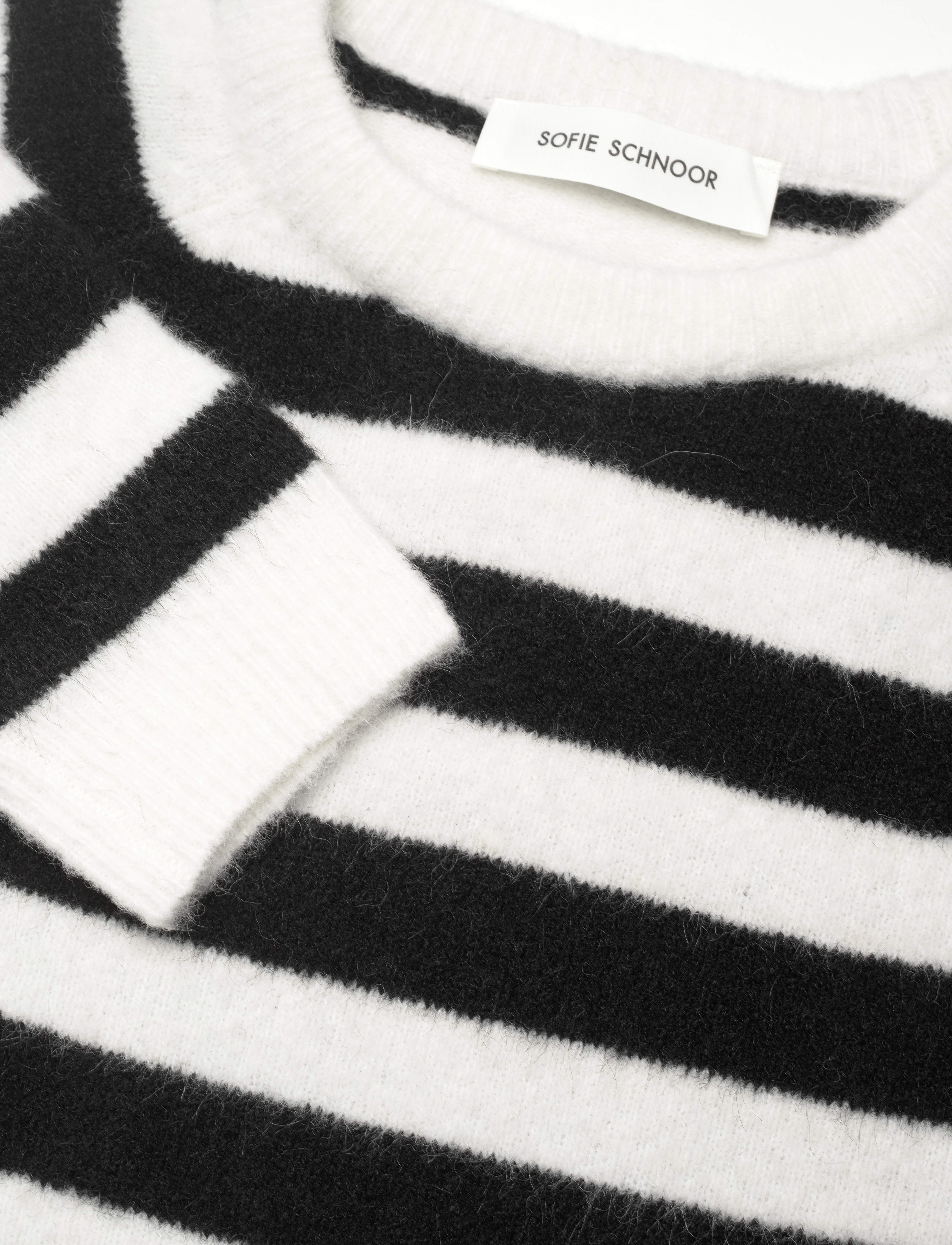 Sofie Schnoor - Sweater - džemperi - white black striped - 2