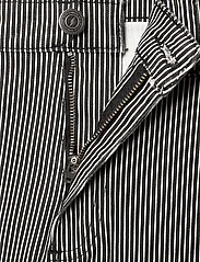 Sofie Schnoor - Trousers - laia säärega teksad - white black striped - 3