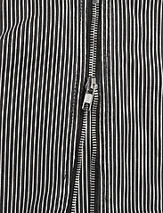 Sofie Schnoor - Corsage - hihattomat puserot - white black striped - 4