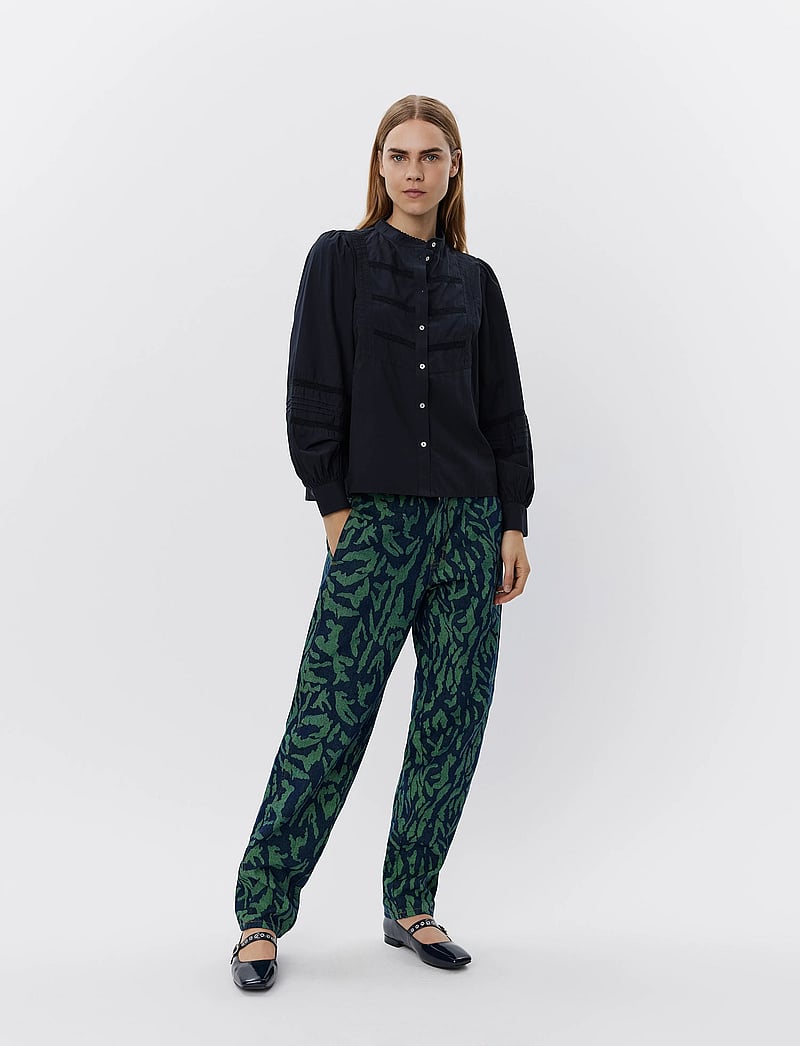 Sofie Schnoor - Shirt - pikkade varrukatega särgid - black - 0