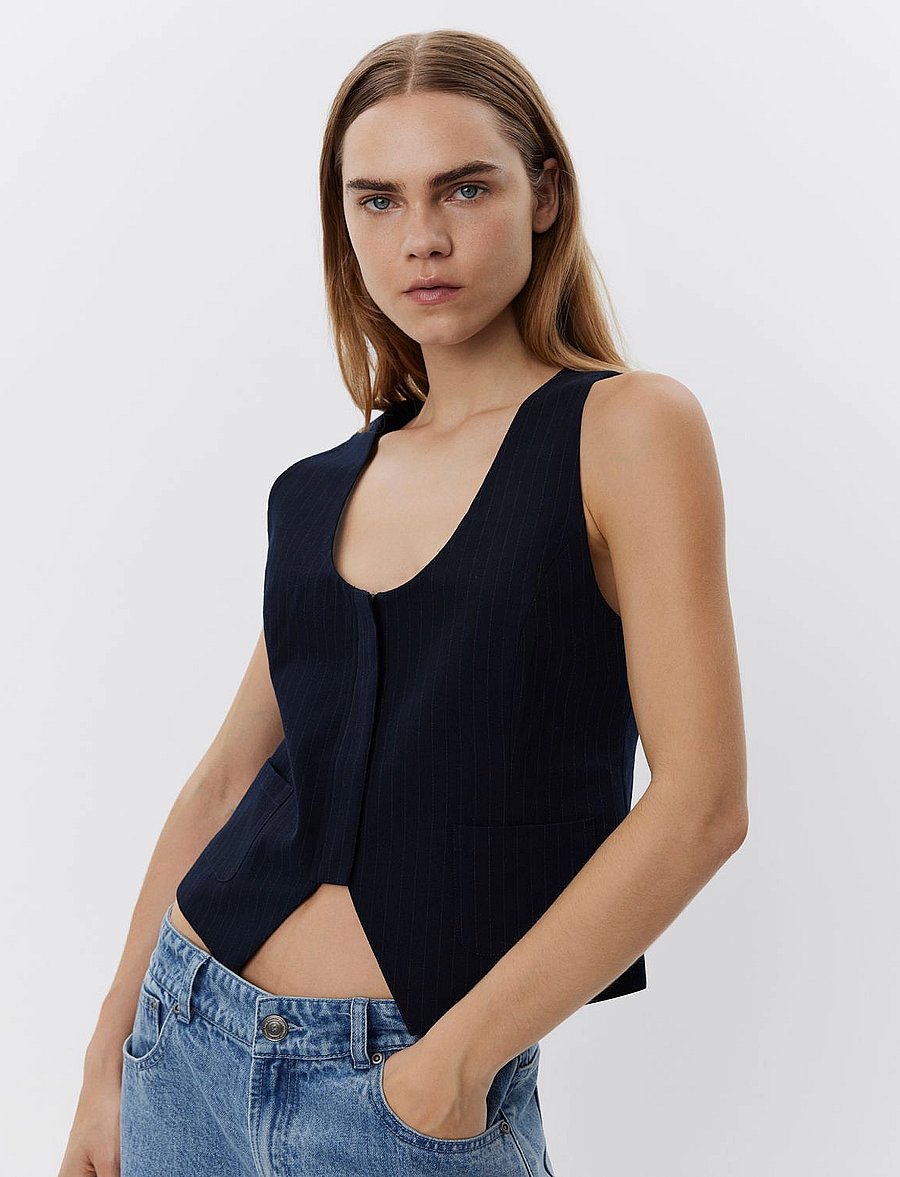 Sofie Schnoor - YOKOSW VEST - waistcoats - navy - 5