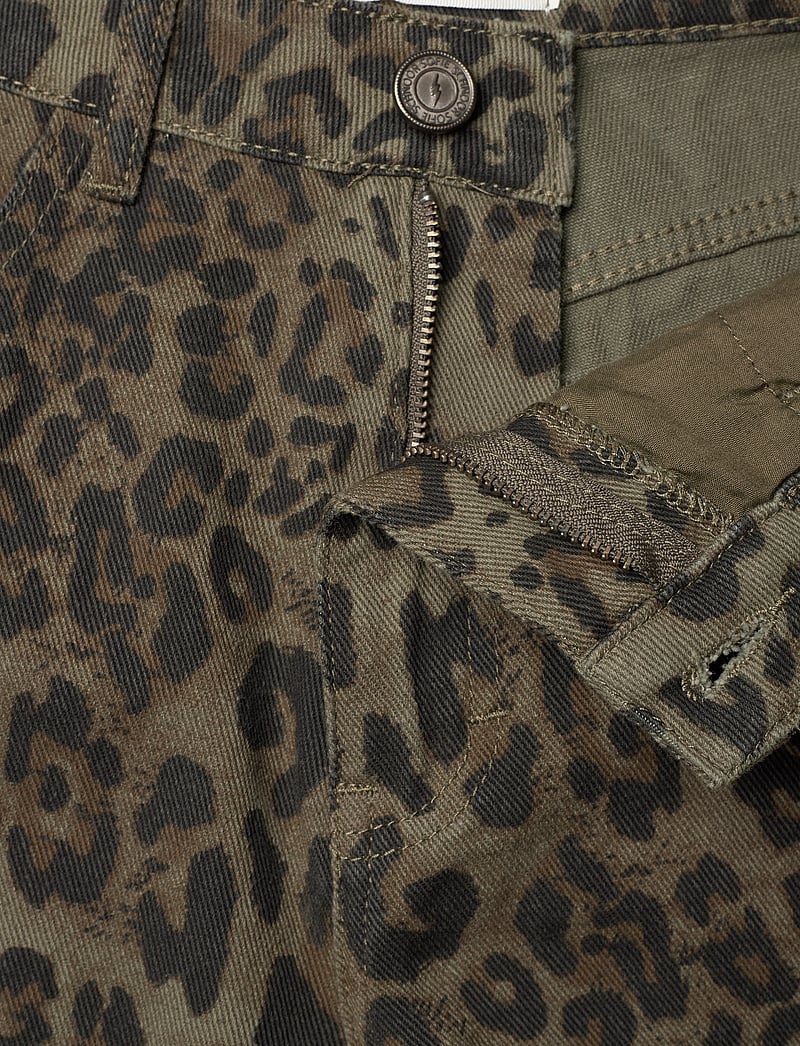 Sofie Schnoor - TOKYOSW JEANS - sirge säärega teksad - olive - 4