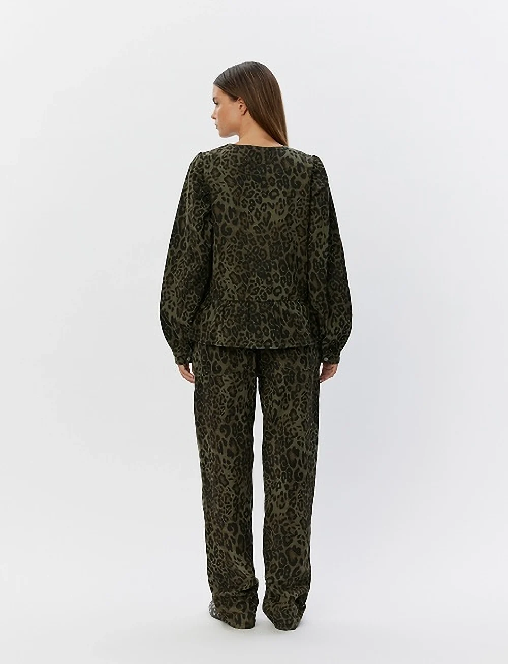 Sofie Schnoor - SADISW JACKET - langerma blússur - olive - 4