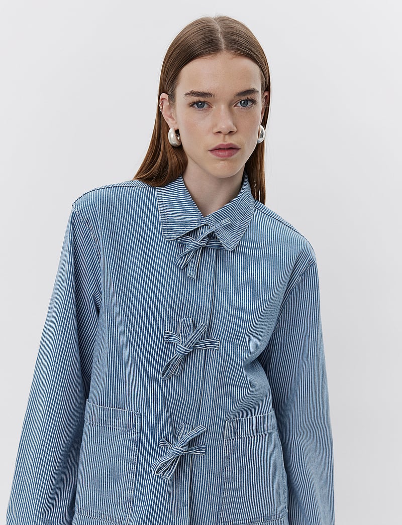 Sofie Schnoor - MARLOSW JACKET - overshirts - blue striped - 3