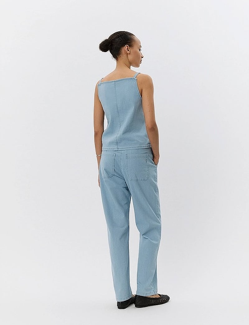 Sofie Schnoor - DEMISW VEST - denim-westen - light blue striped - 5