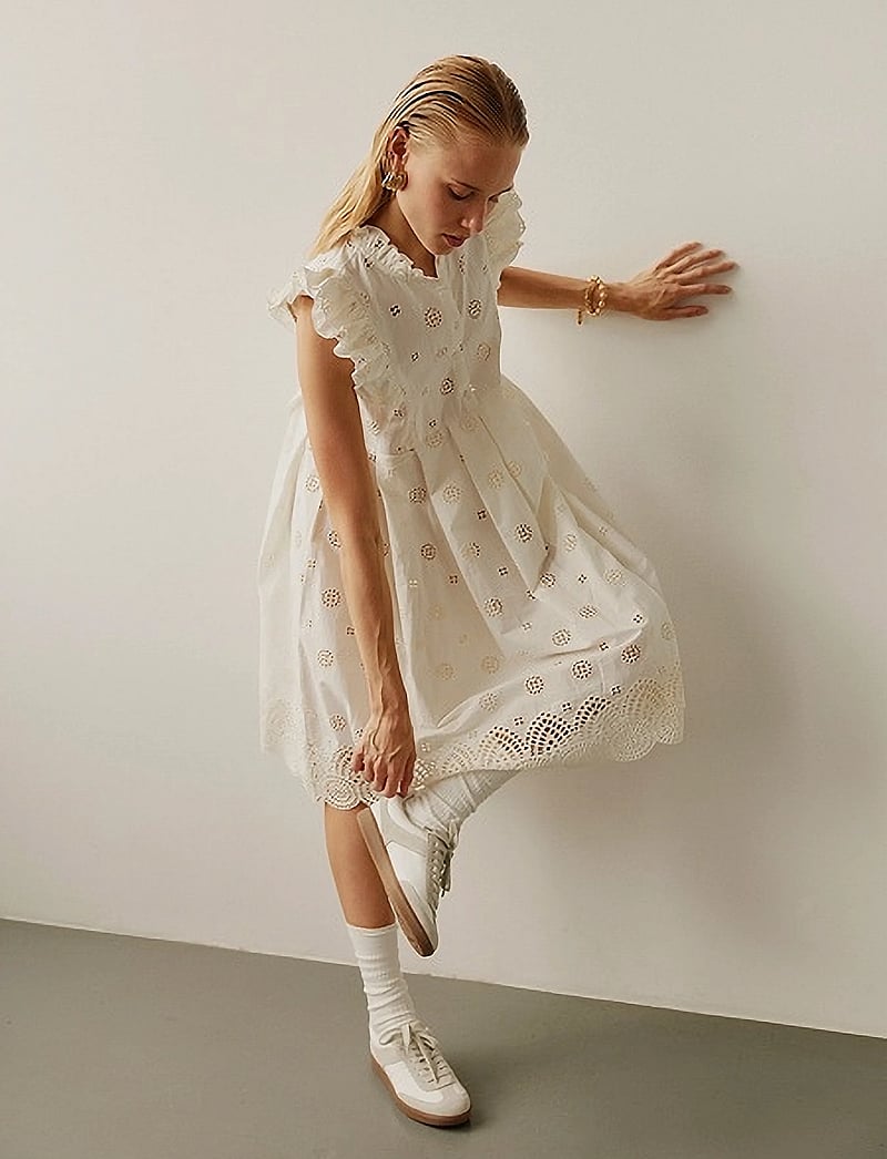 Sofie Schnoor - HELENASW DRESS - sommerkleider - off white - 4