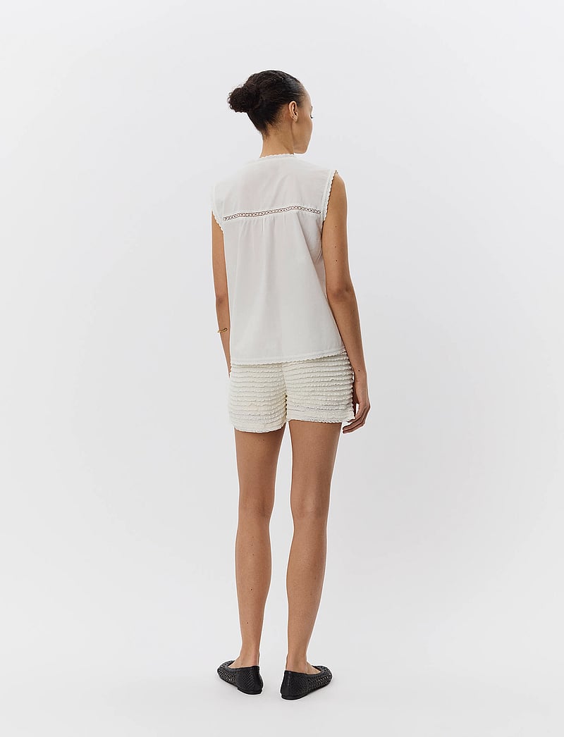 Sofie Schnoor - CHARLOTTESW SHORTS - casual shorts - off white - 5