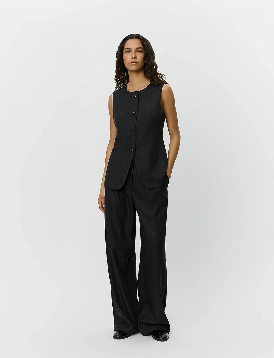 Sofie Schnoor - MERTHASW VEST - varrukateta topid - black - 0