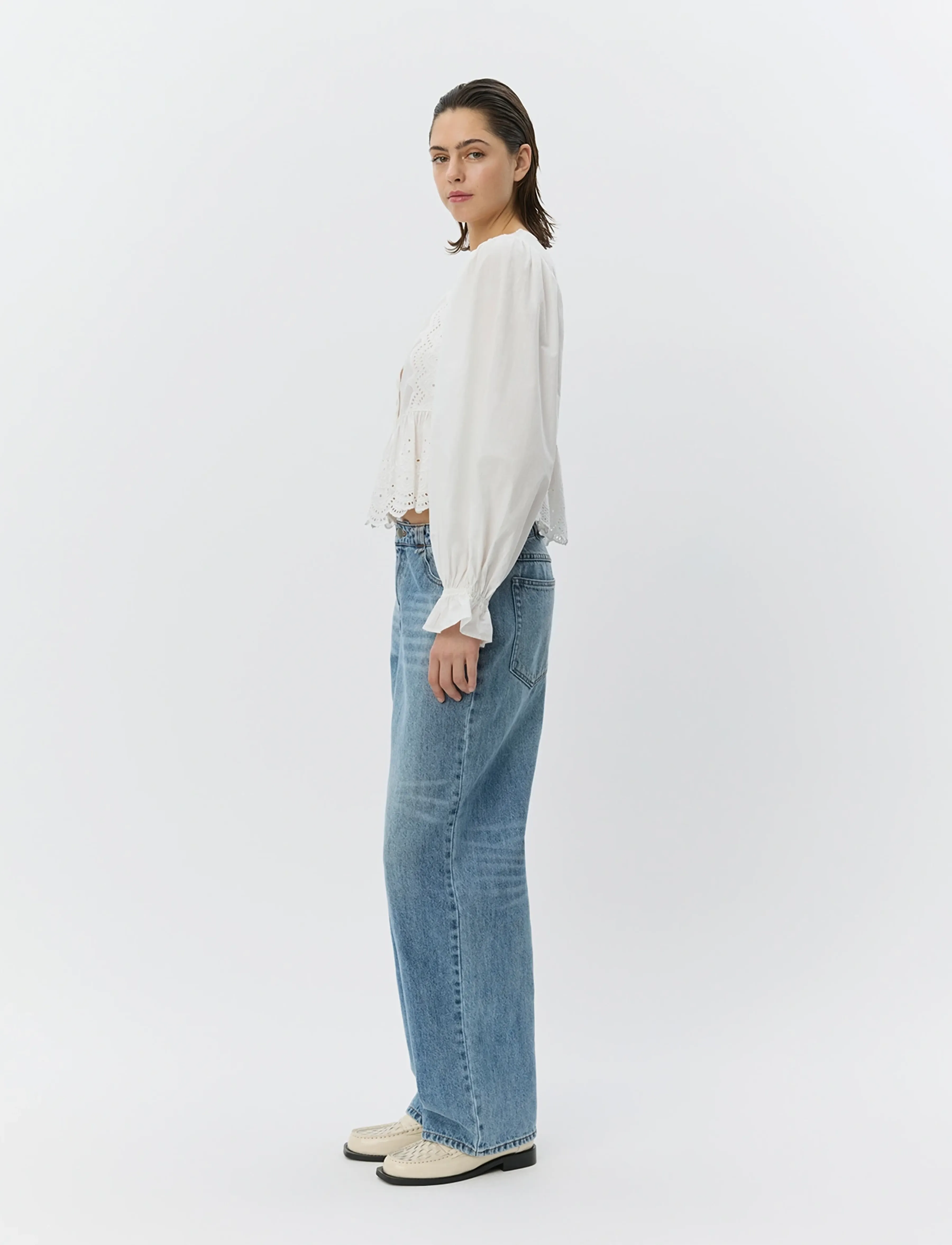Sofie Schnoor - ARIASW BRODERIE ANGLAISE SHIRT - langærmede bluser - off white - 4