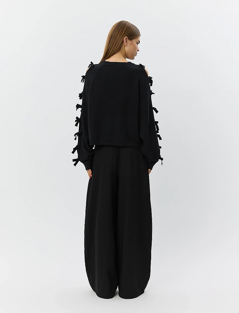 Sofie Schnoor - PERMELISW BOW KNIT SWEATER - kashmir - black - 4