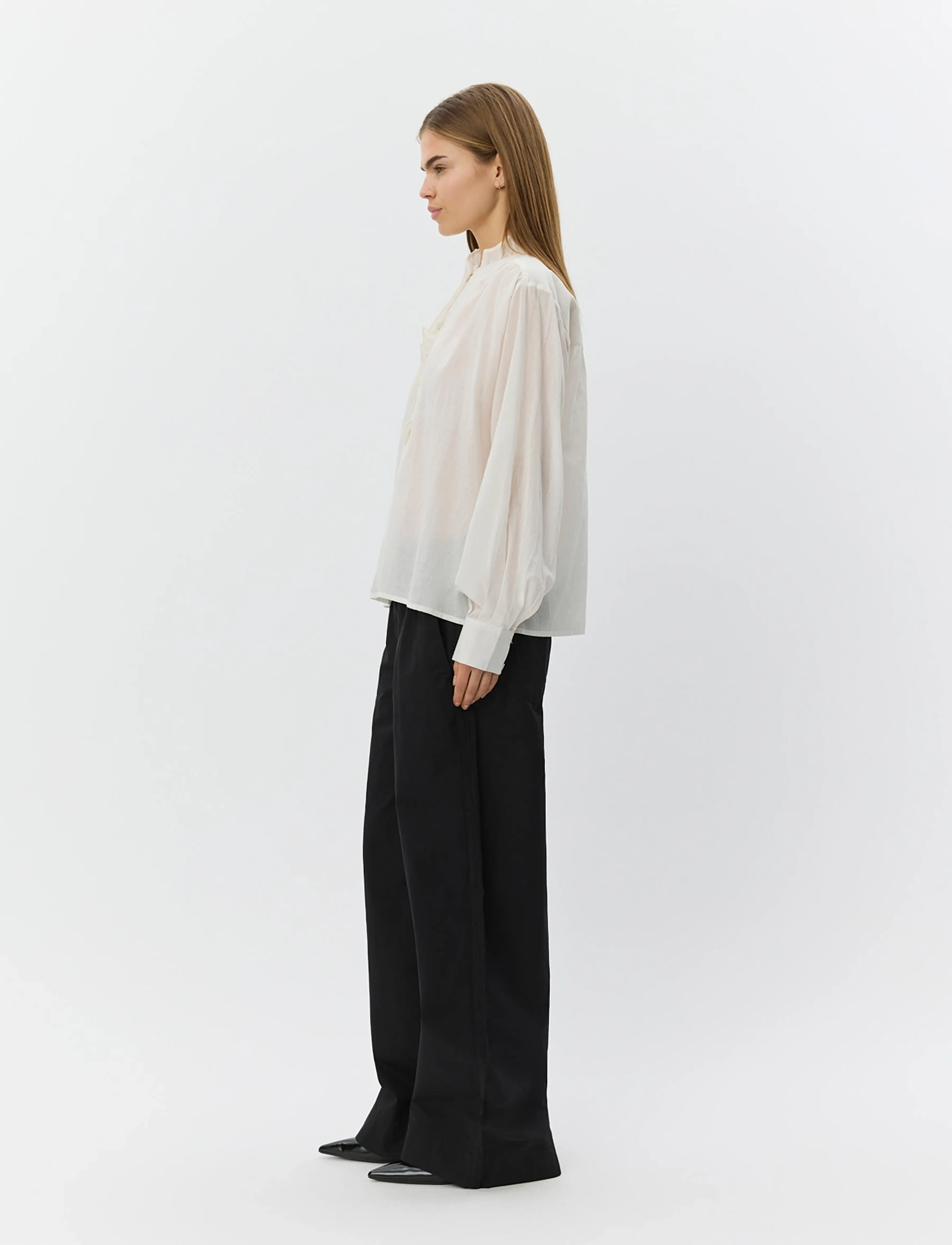 Sofie Schnoor - EDNASW FRILLED PLACKET SHIRT - langermede bluser - off white - 3