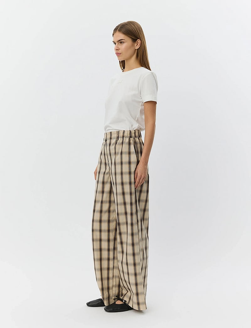 Sofie Schnoor - REINESW CHECK WIDE LEG TROUSERS - hosen mit weitem bein - grey check - 3