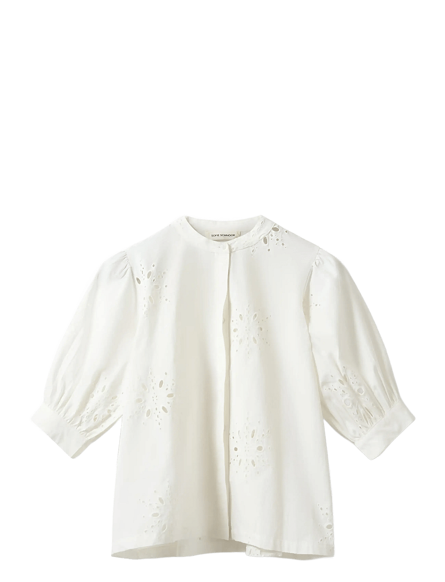 Sofie Schnoor - ALESSIASW BRODERIE ANGLAISE SHIRT - kortærmede bluser - snow white - 1
