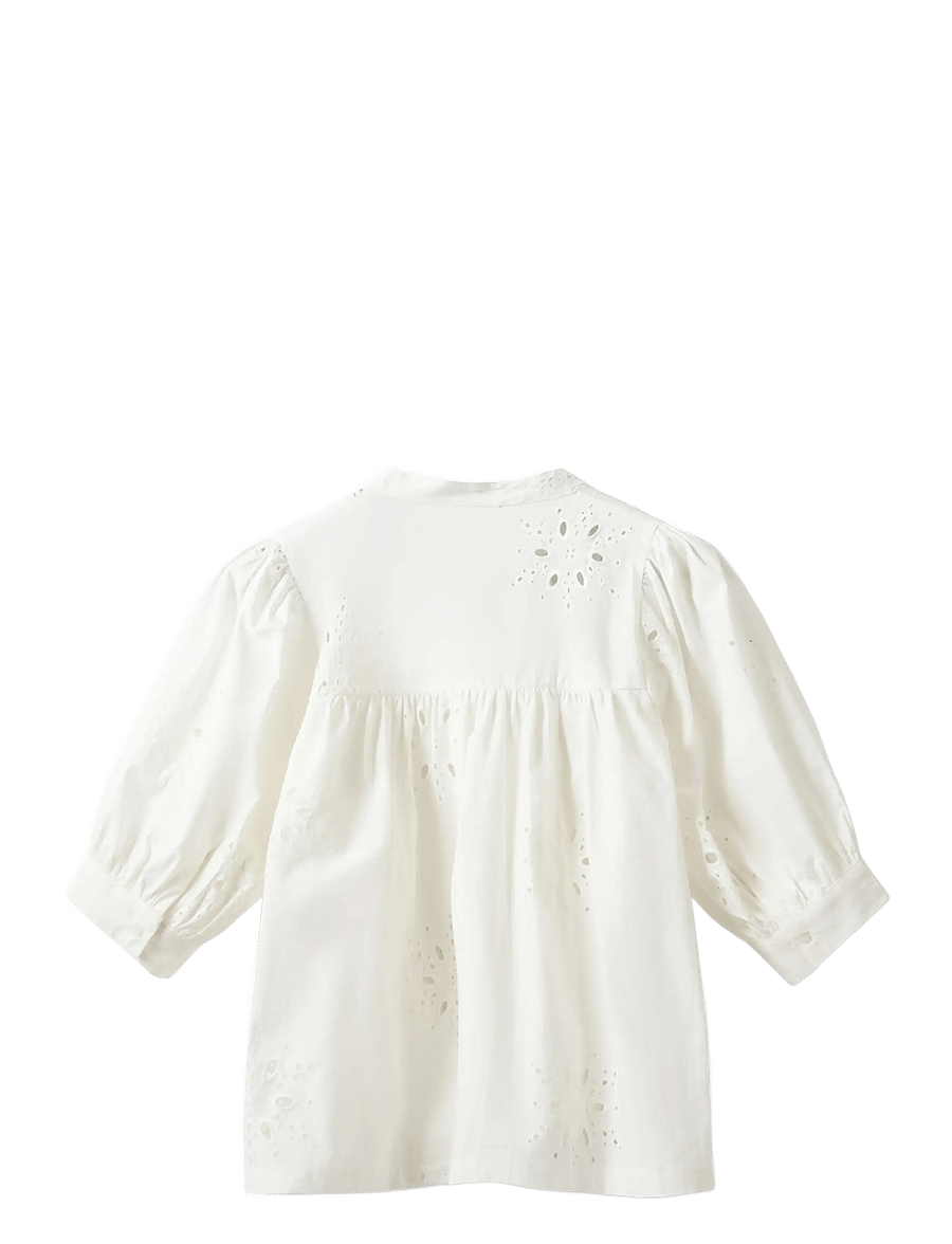Sofie Schnoor - ALESSIASW BRODERIE ANGLAISE SHIRT - kortærmede bluser - snow white - 2