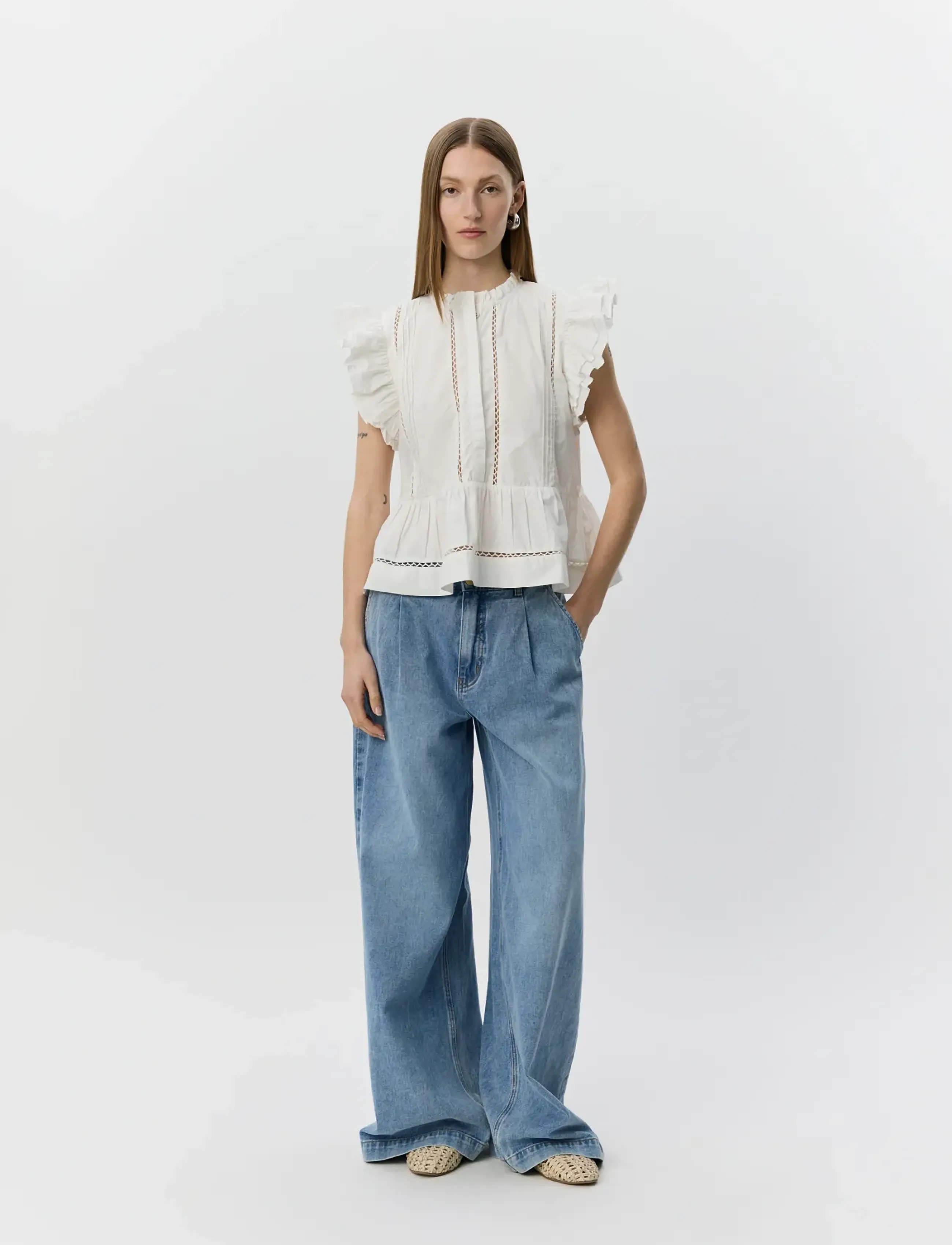 Sofie Schnoor JULIENSW FRILL COTTON TOP - Ärmellose blusen - WHITE ALYSSUM / cream