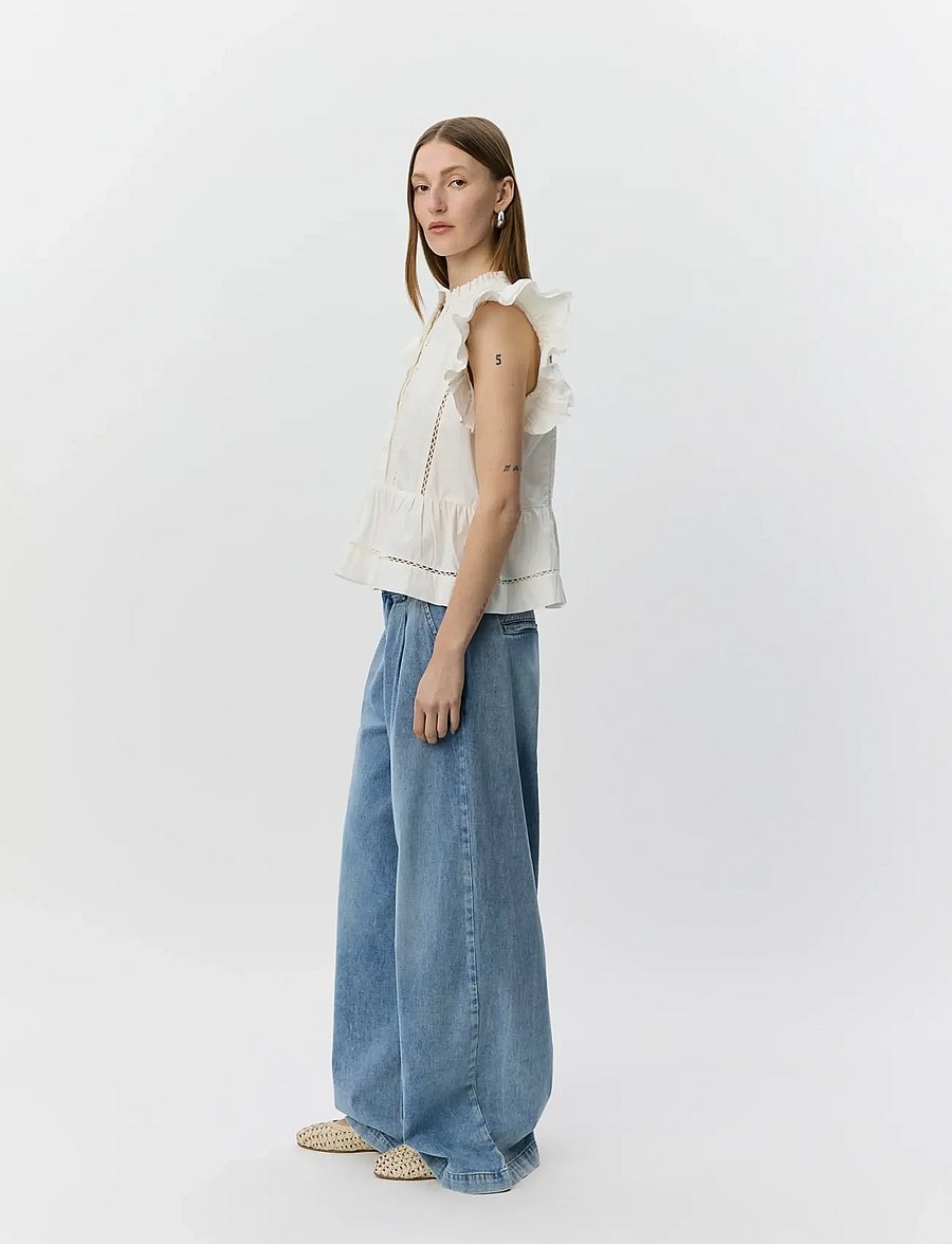 Sofie Schnoor - JULIENSW FRILL COTTON TOP - Ærmeløse bluser - white alyssum - 3