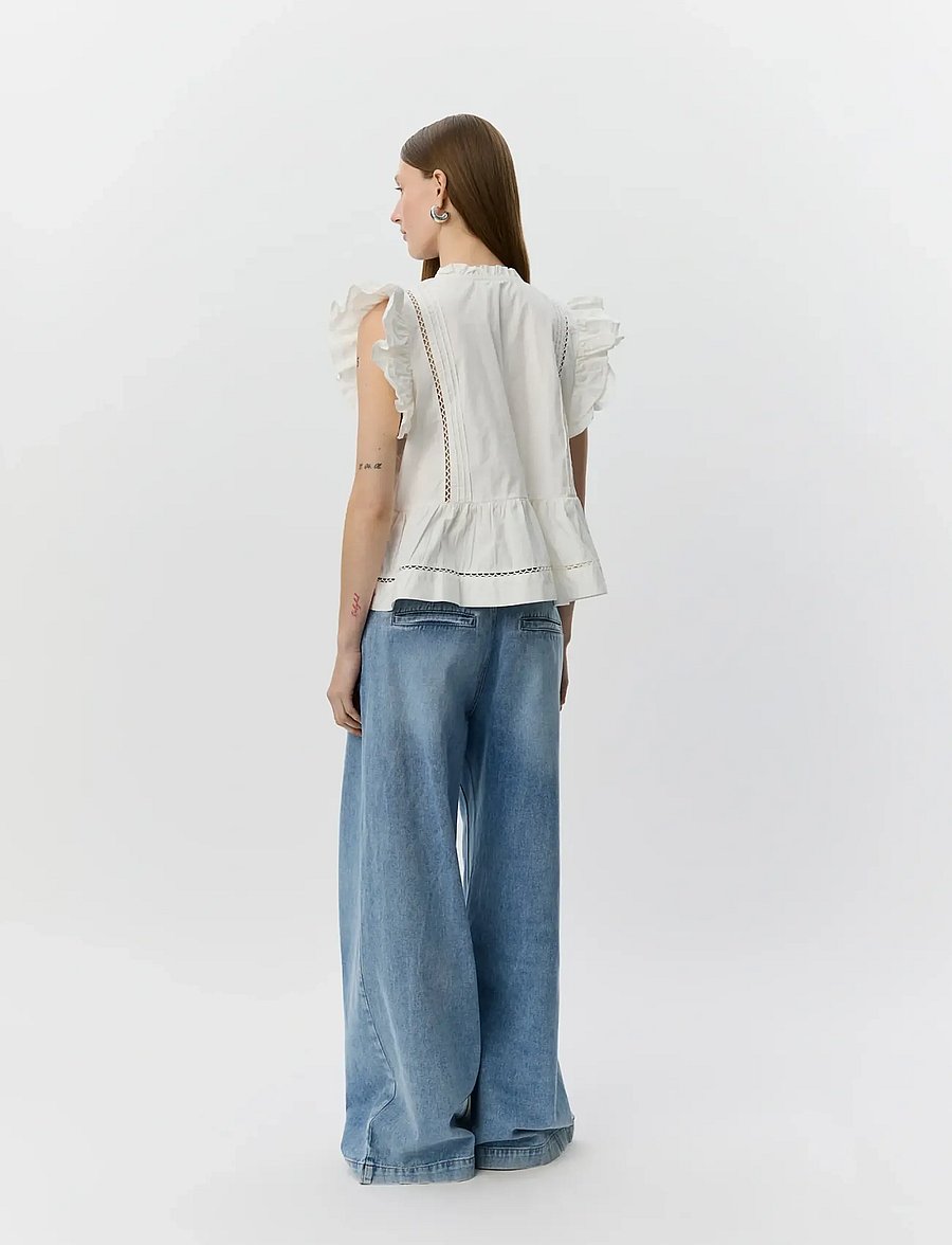 Sofie Schnoor - JULIENSW FRILL COTTON TOP - Ærmeløse bluser - white alyssum - 4