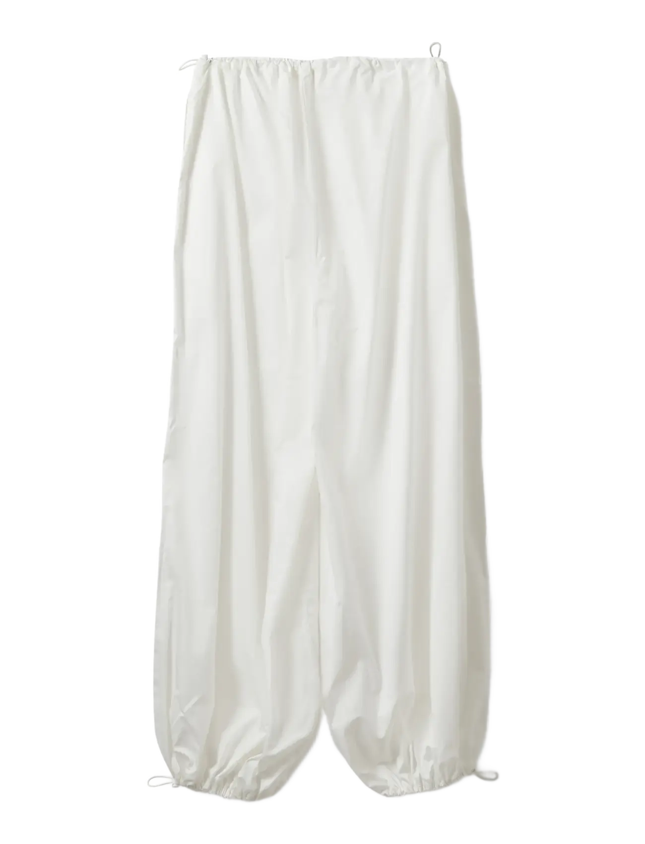 Sofie Schnoor - IMIRASW BALLOON SHAPE TROUSERS - hosen mit geradem bein - white - 2