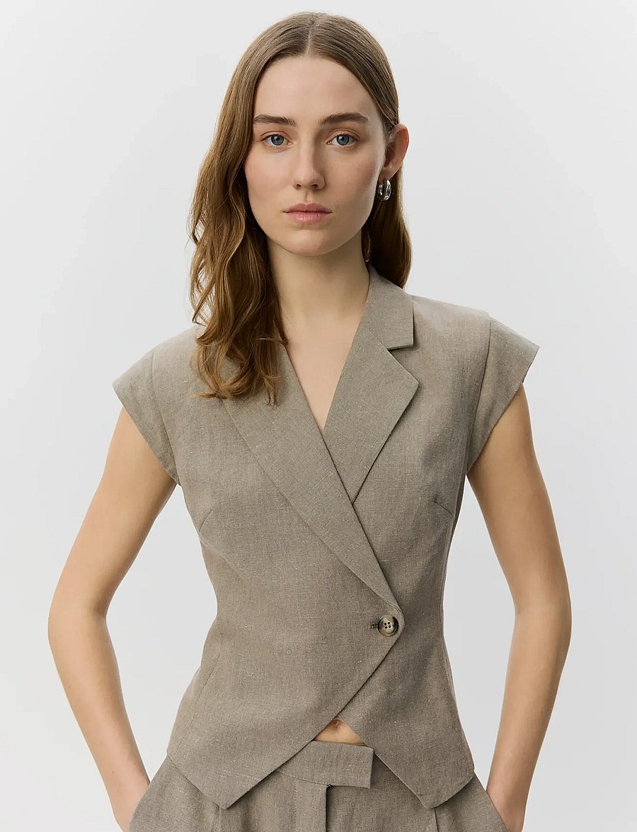 Sofie Schnoor - MAJSESW LINEN MIX CAP SLEEVE BLAZER - pukuliivit - dark sand - 0